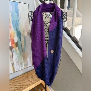 Northface infinity scarf purple violet soft fast ship